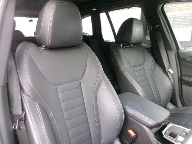 G01 X3 xDrive20d RHD ZA LCI