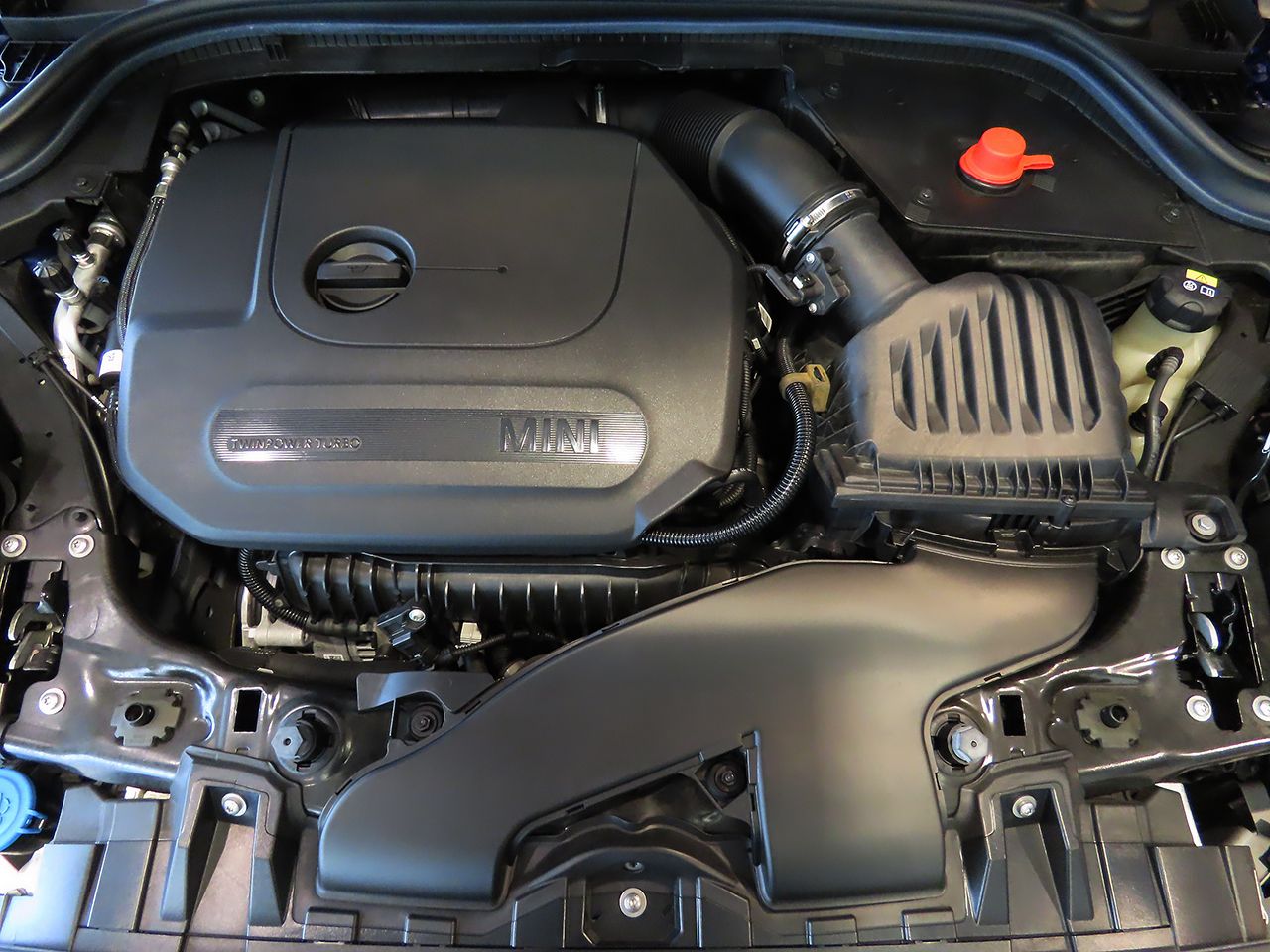 F55 MINI Cooper 5-Door Hatch LCI