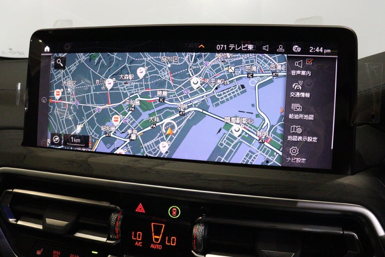 G01 X3 M40d RHD LCI ZA