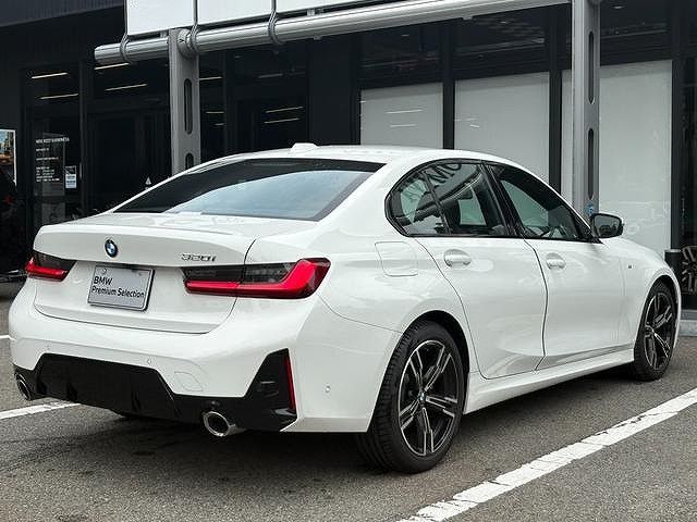 G20 320i Saloon LCI RHD MX