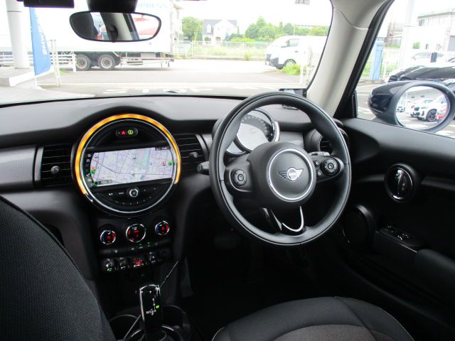 F56 MINI Cooper 3-Door Hatch LCI