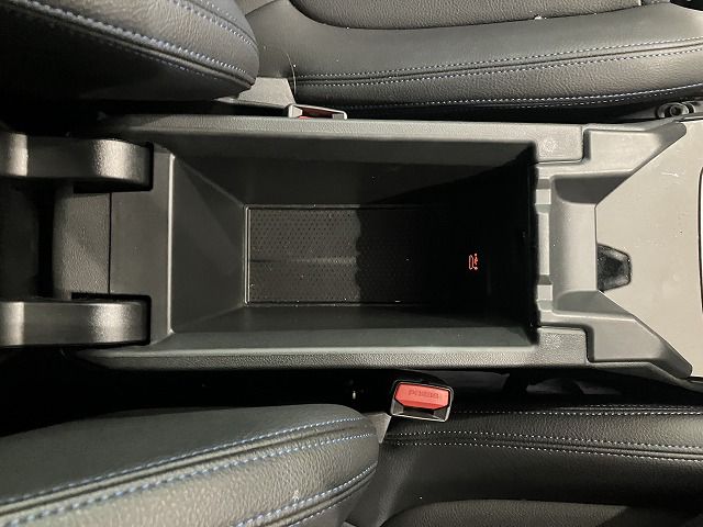 F40 118d Sports Hatch 5-door B47 2.0d