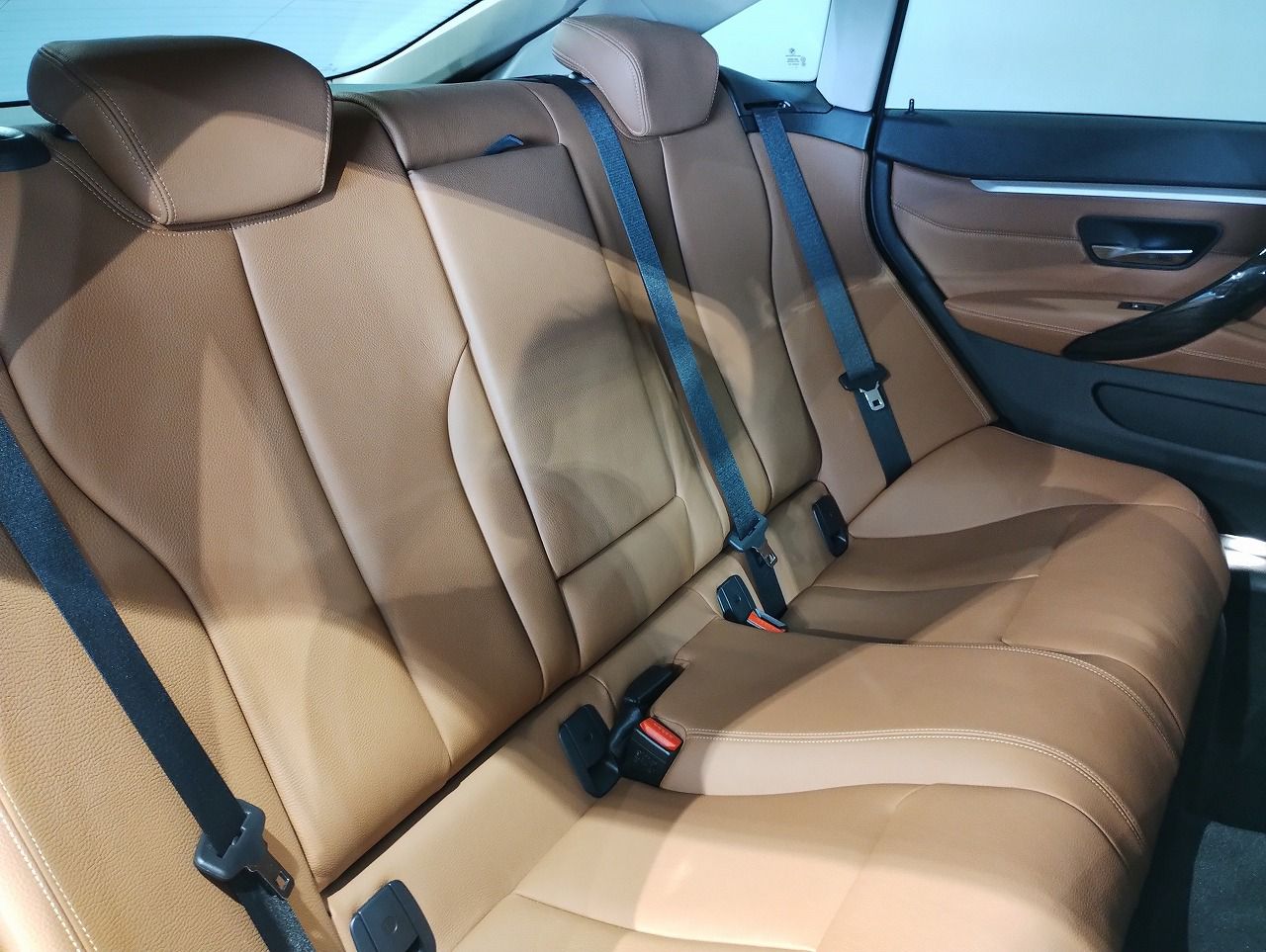 420I GRAN COUPE RHD