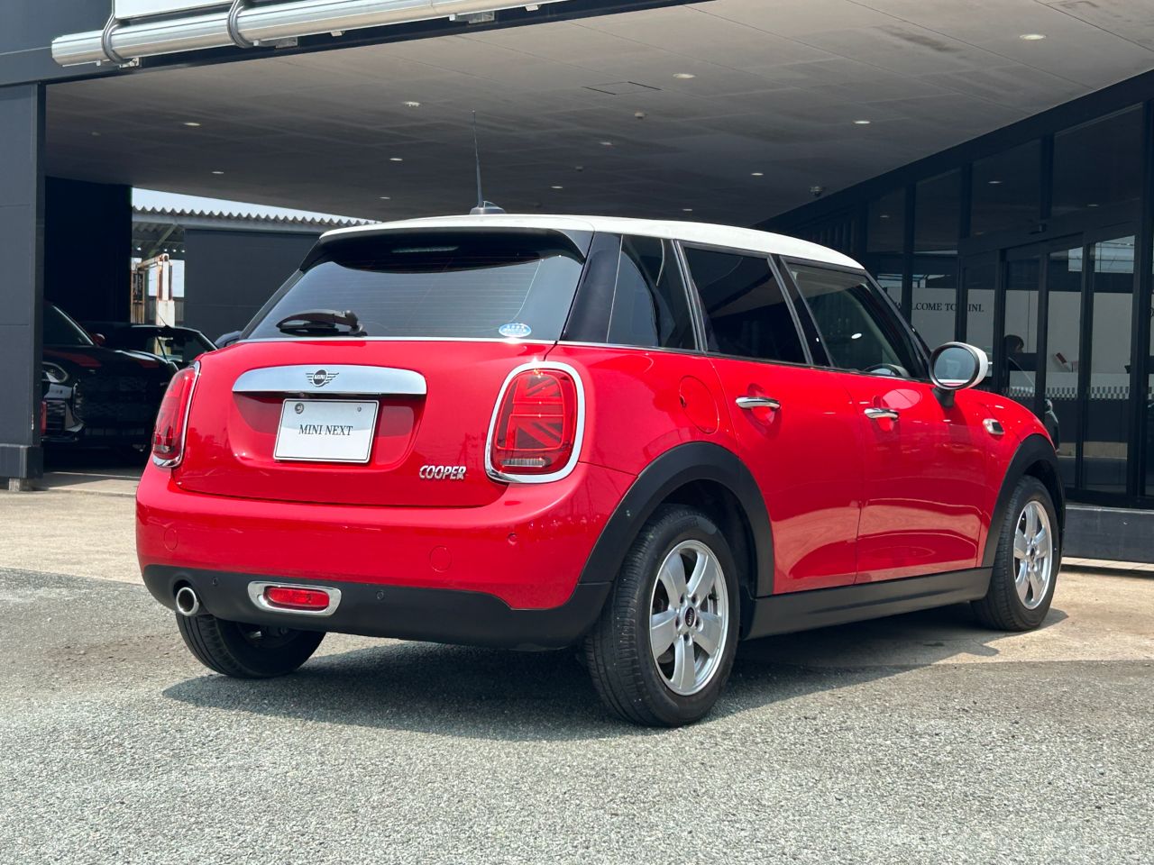 F55 MINI Cooper 5-Door Hatch LCI