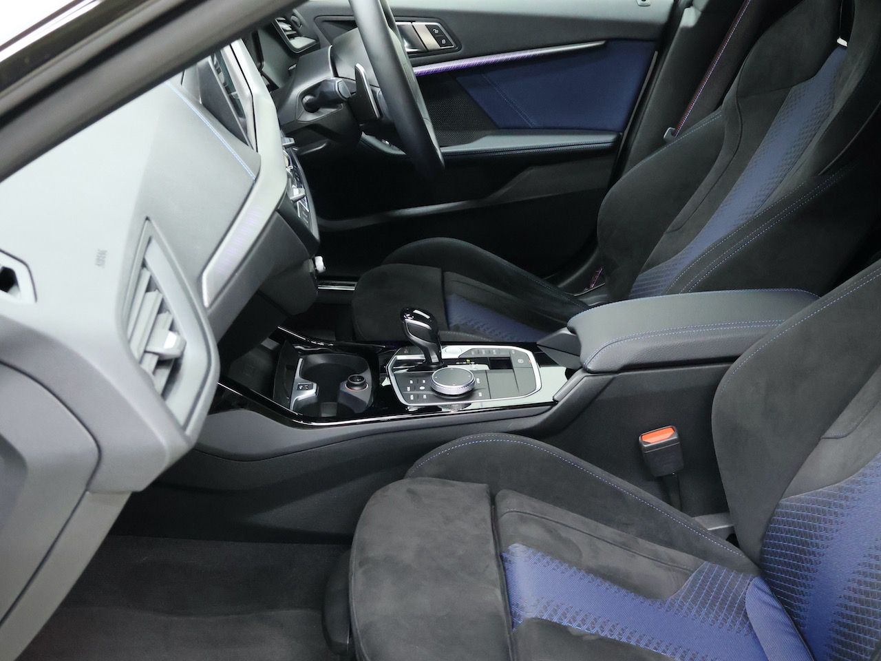 F4* **35i xDrive **** ***** B48 2.0i