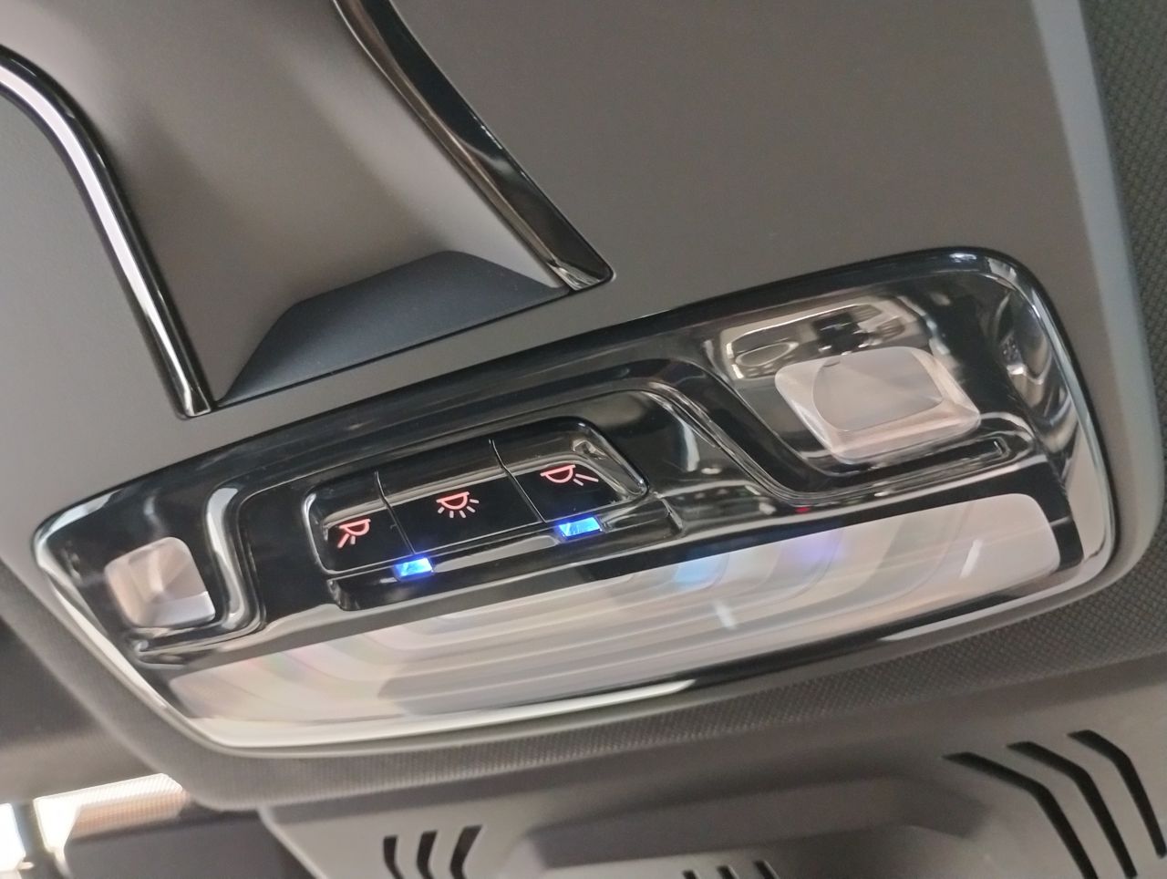 G21 320i RHD