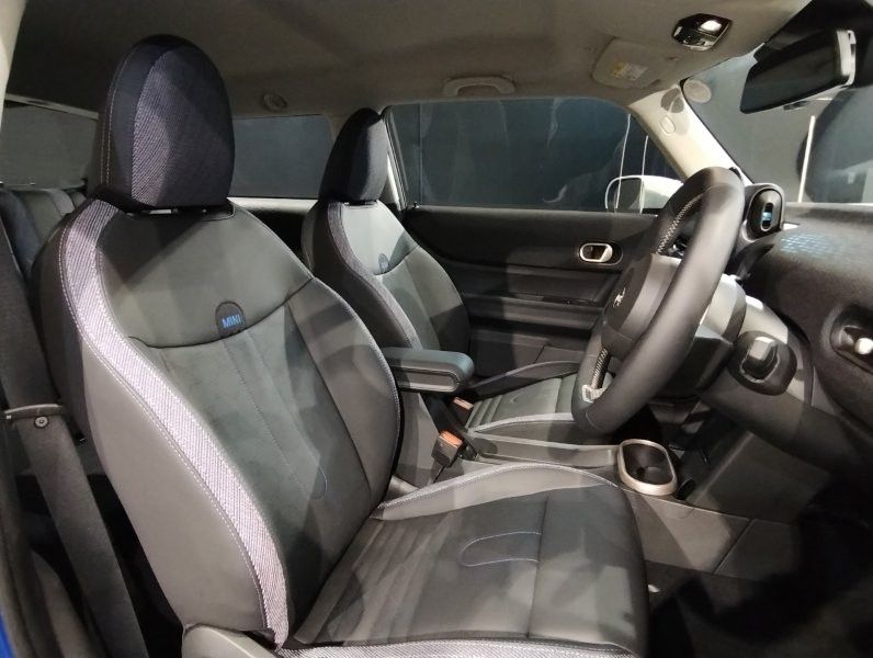 F66 MINI Cooper C 3Dr