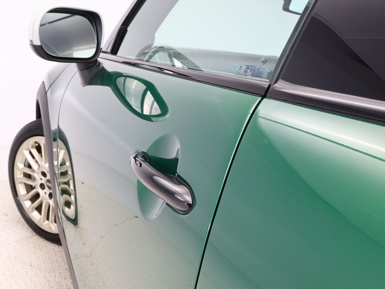 F66 MINI Cooper C 3Dr