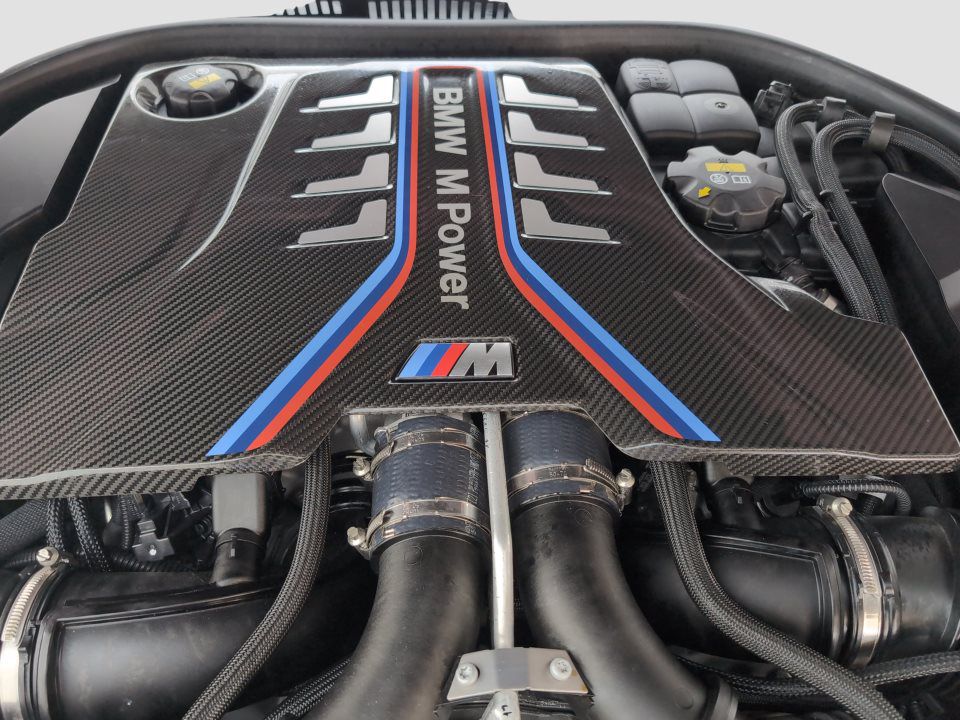 BMW M8