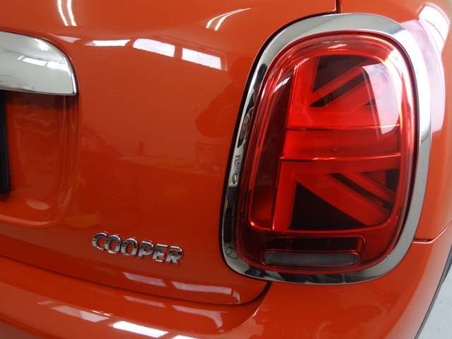 F55 MINI Cooper 5-Door Hatch LCI