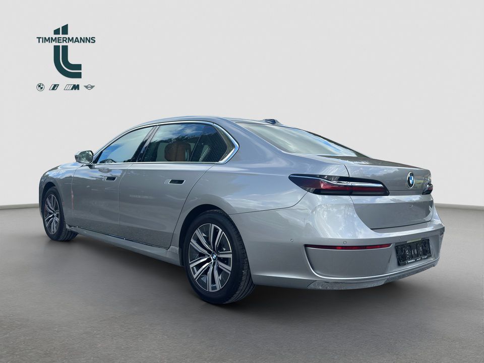 BMW 740