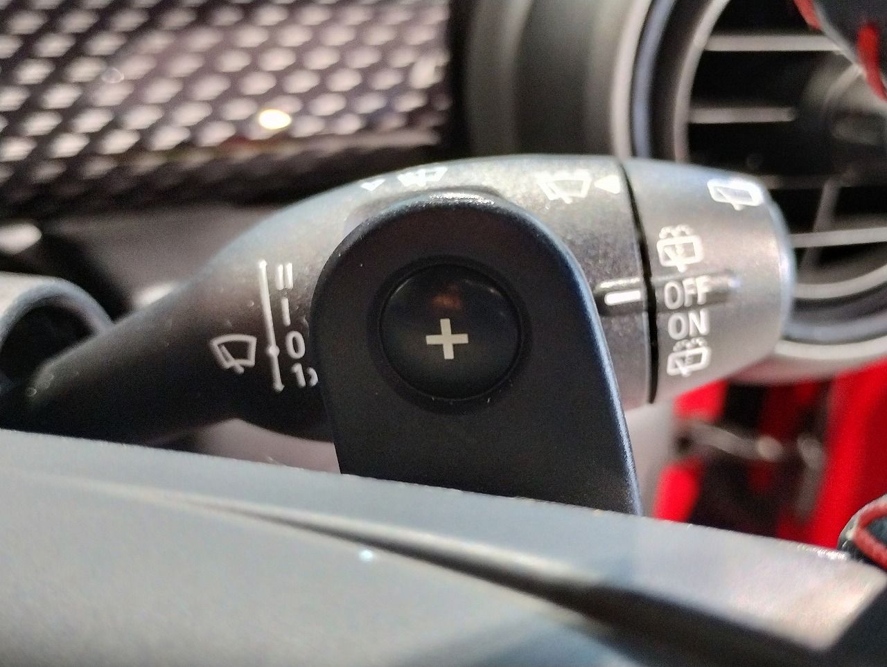 F55 COOPER S D(AT)