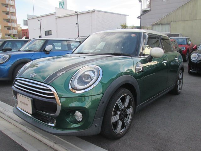 F55 COOPER D (AT)