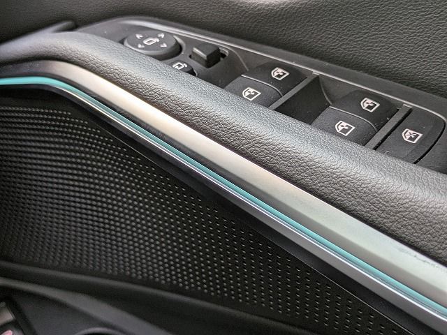 320d xDrive Berline RHD