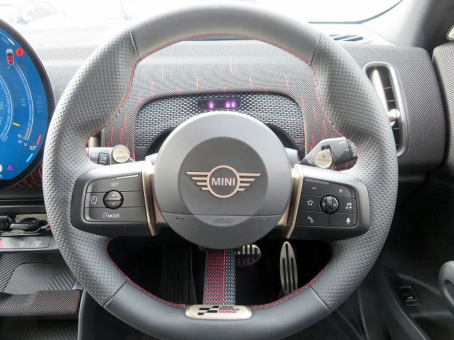 U25 MINI John Cooper Works Countryman ALL4