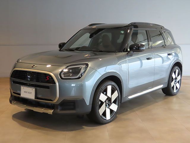 THE NEW MINI COUNTRYMAN S ALL4