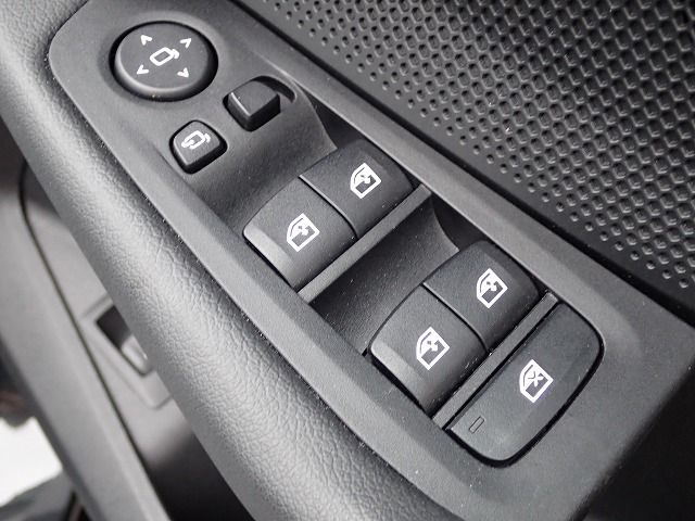 F40 118d Sports Hatch 5-door B47 2.0d