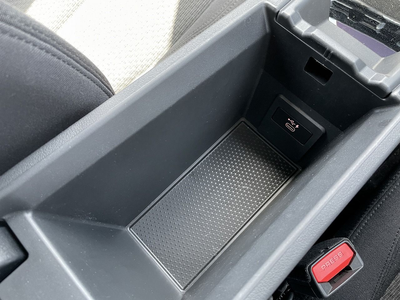 F40 118d Sports Hatch 5-door B47 2.0d