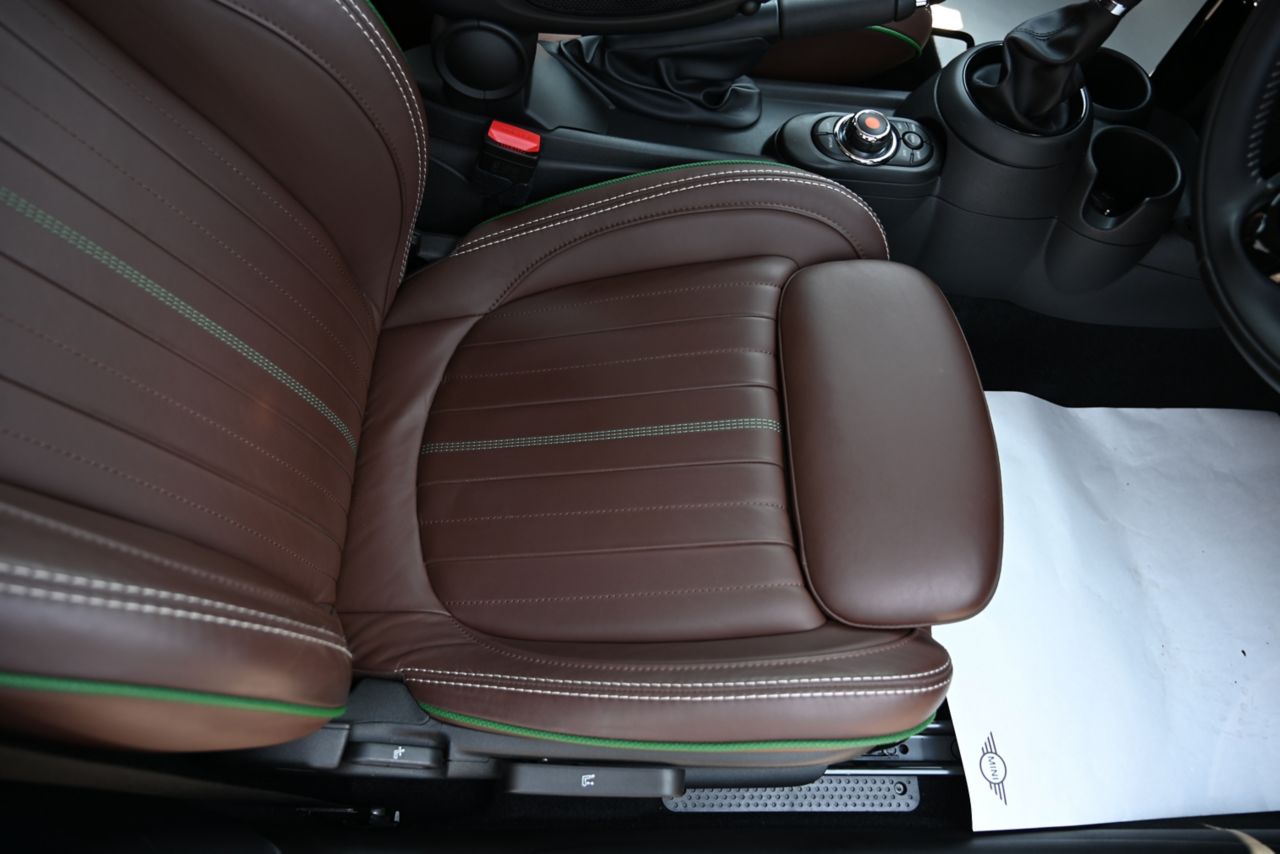 F56 COOPER D (AT)