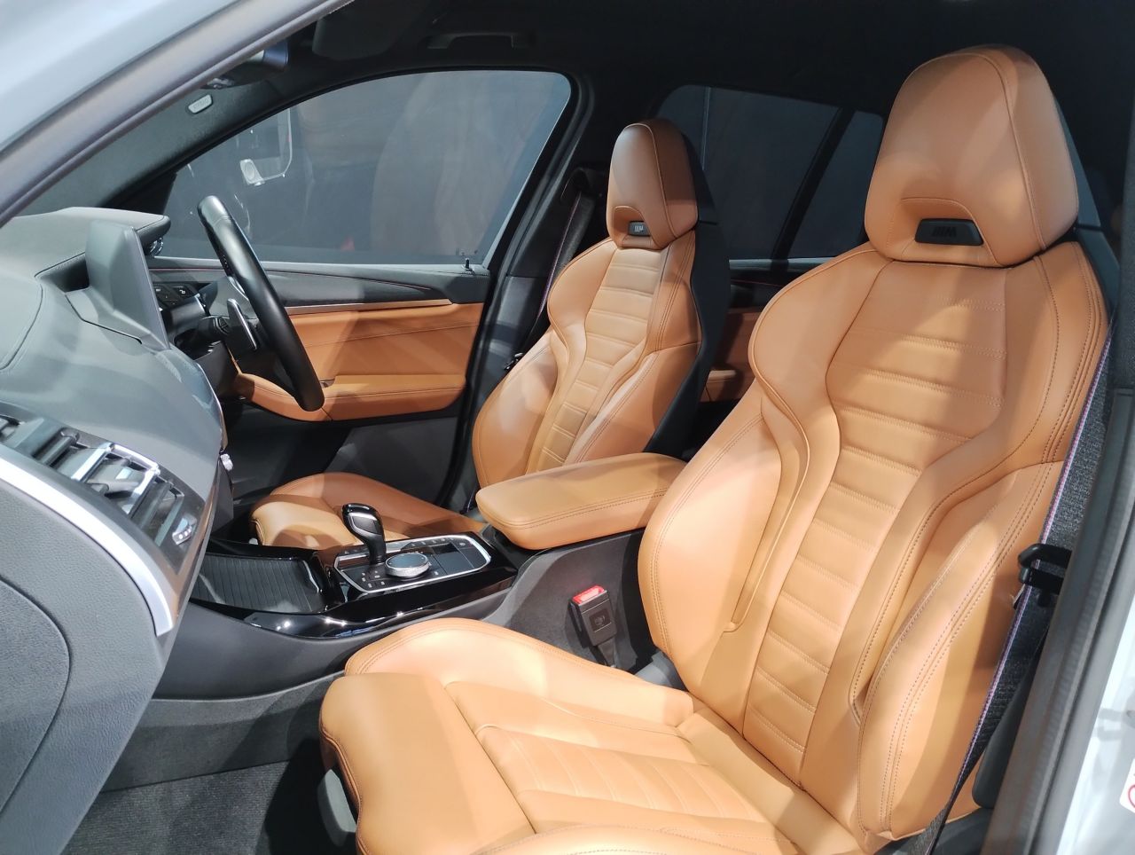 G01 X3 M40d RHD LCI ZA