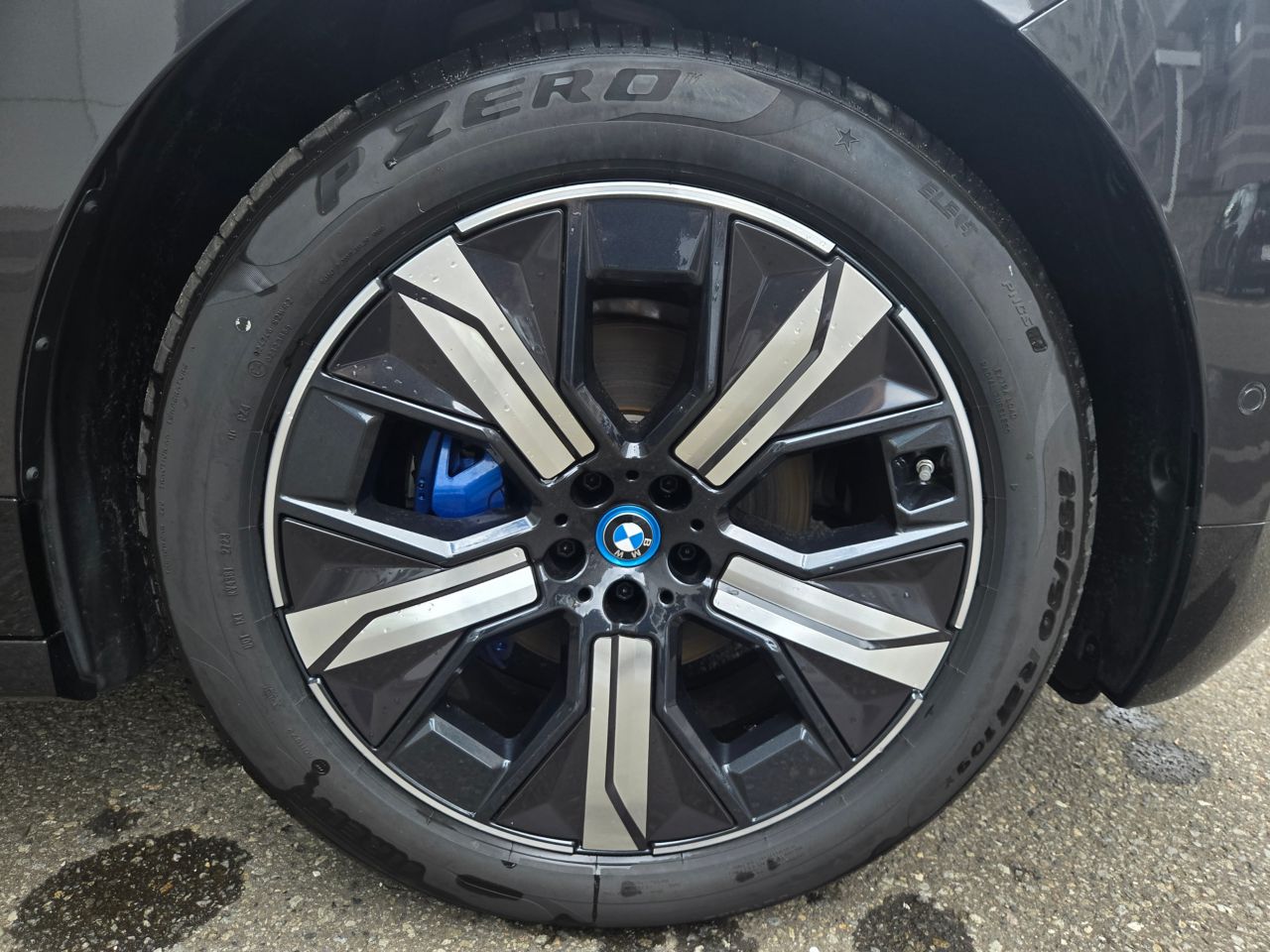 i20 iX xDrive50