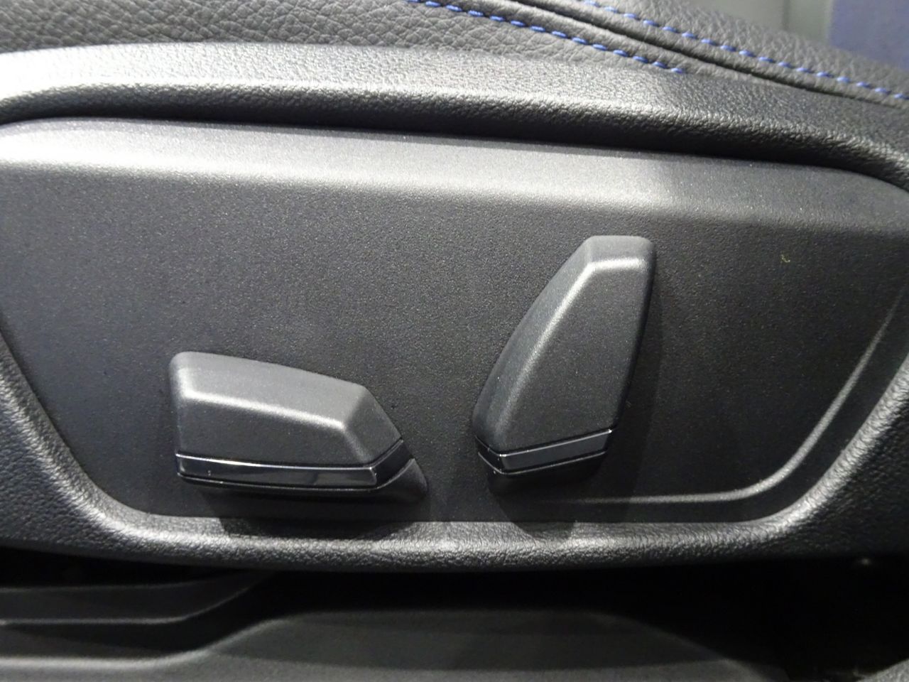 F40 118d Sports Hatch 5-door B47 2.0d