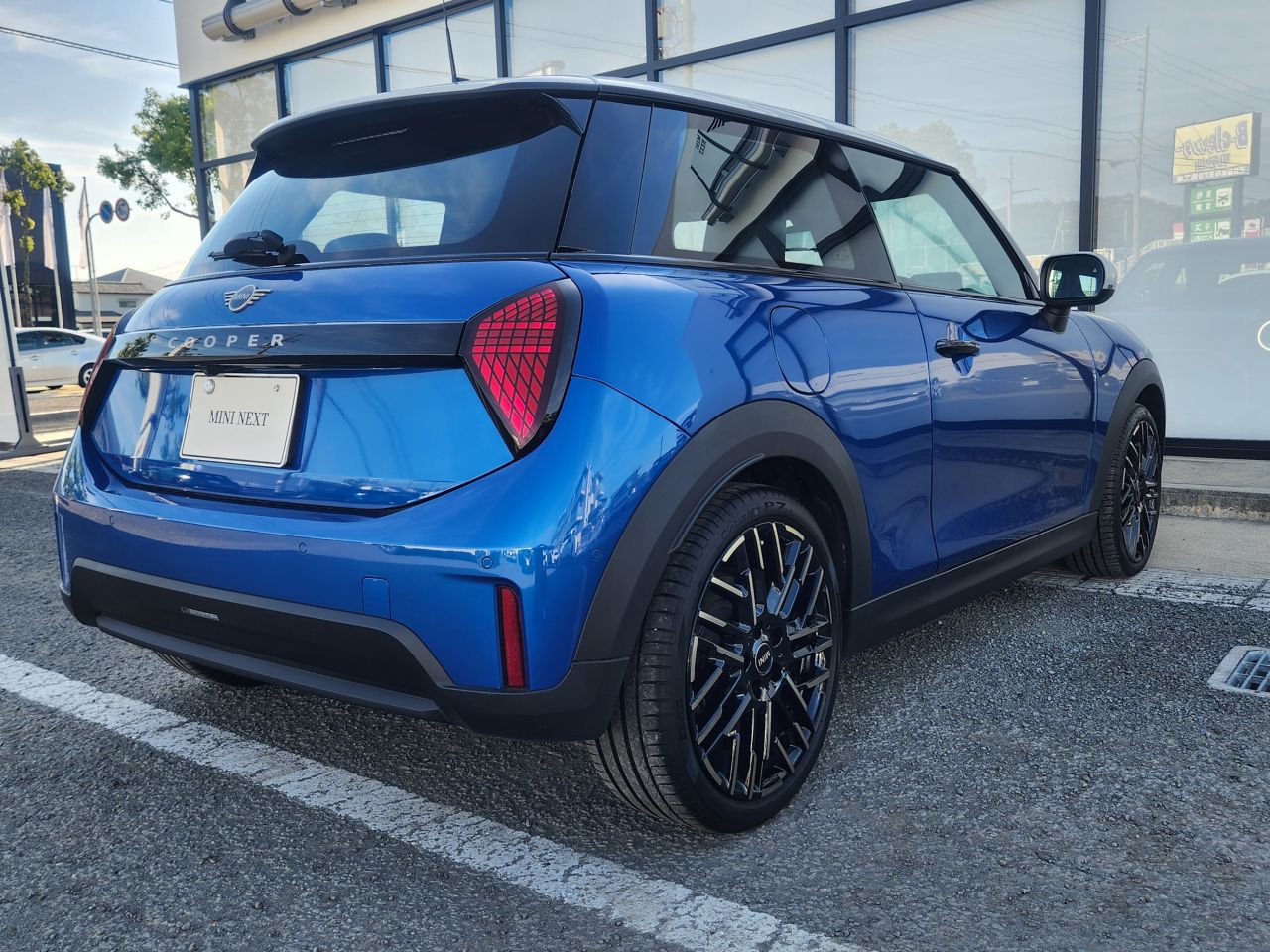 F66 MINI Cooper C 3Dr