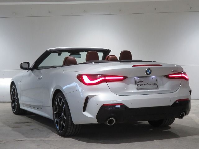 G** 4**i C********** B** 2**i RHD