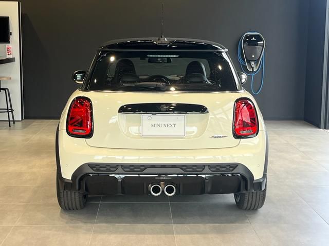 MINI JCW 3 Dr