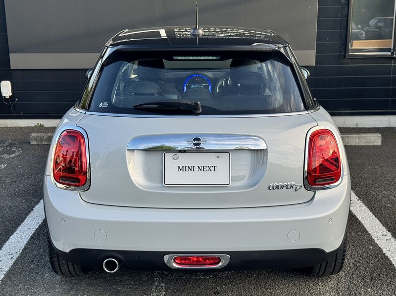MINI F55 Cooper D 5dr Hatch LCI