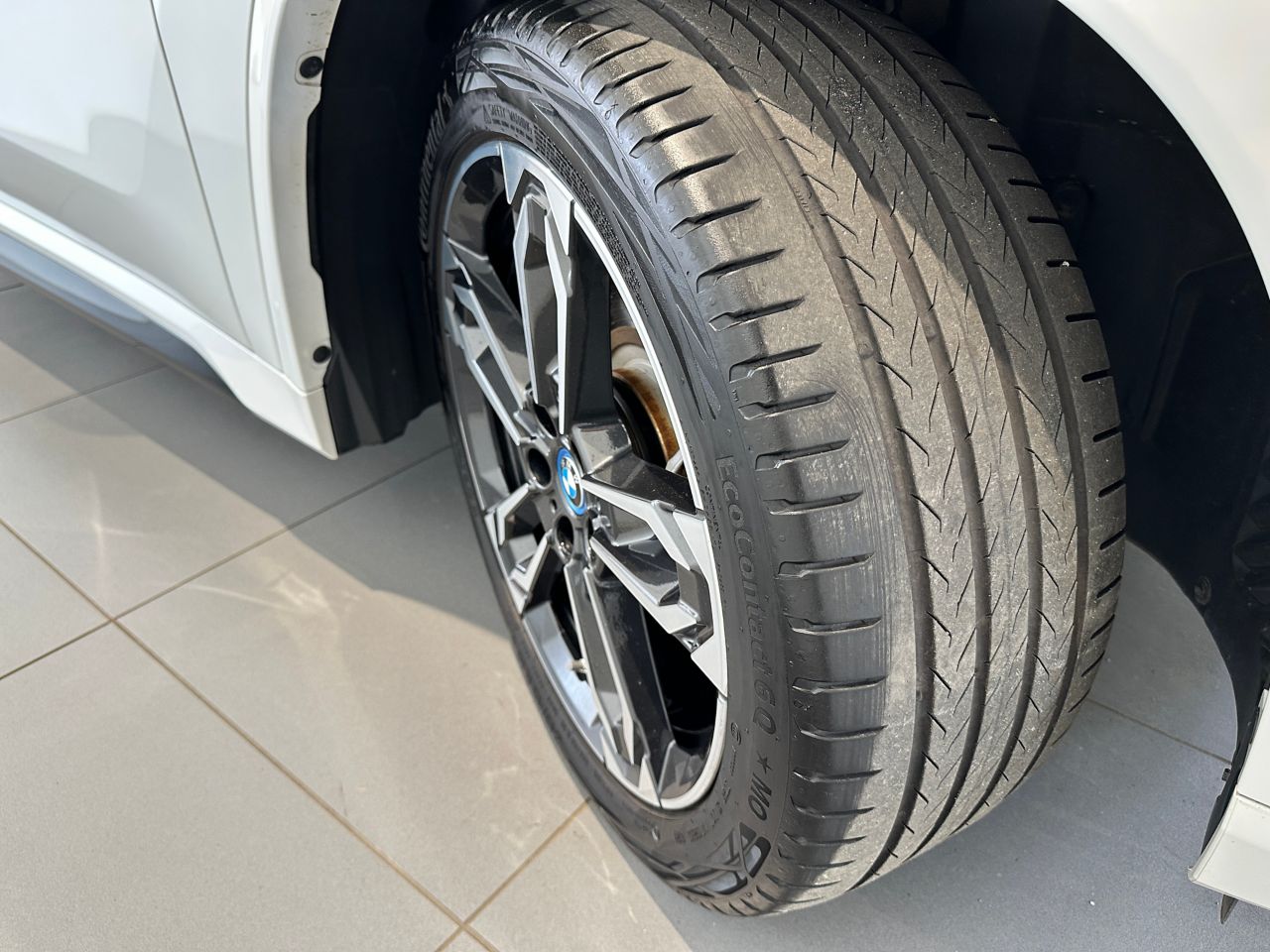 U11 iX1 xDrive30