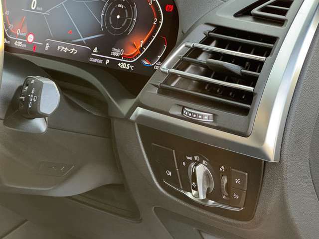 G01 X3 xDrive20d RHD ZA LCI