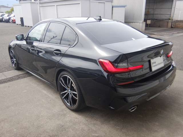 330i Berline RHD