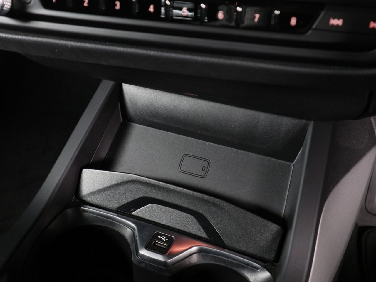 F40 118d Sports Hatch 5-door B47 2.0d