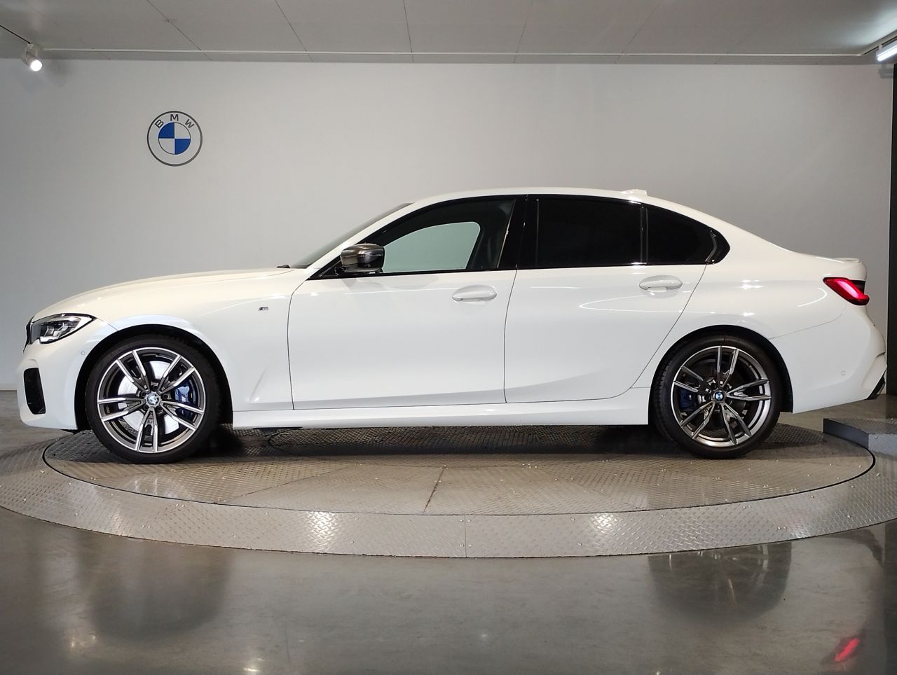G20 M340i xDrive Saloon RHD