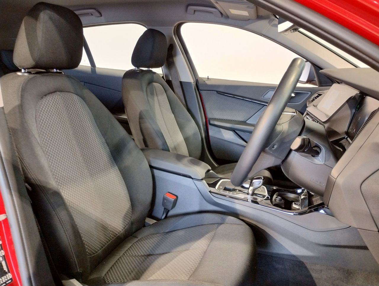 F40 118d Sports Hatch 5-door B47 2.0d