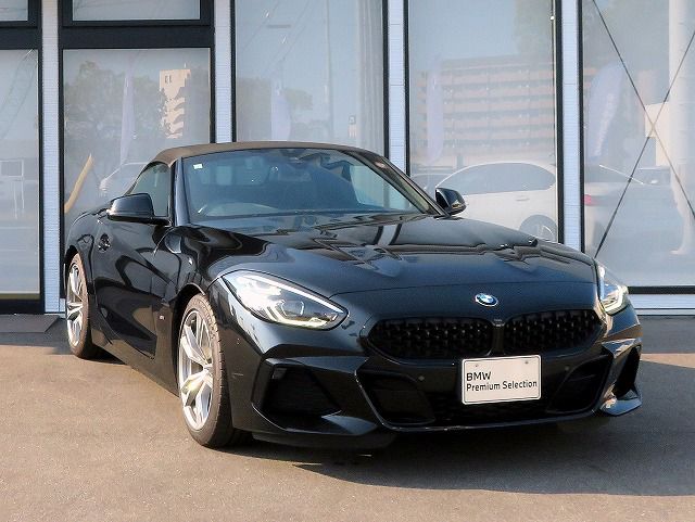 G29 z4 sDrive20i RHD