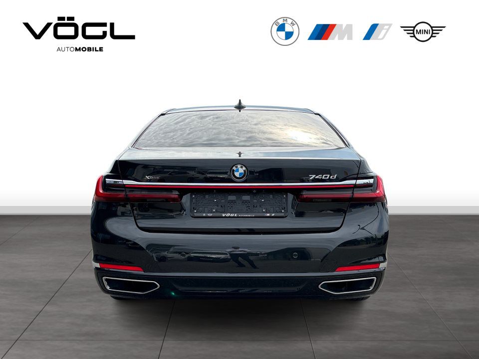 BMW 740