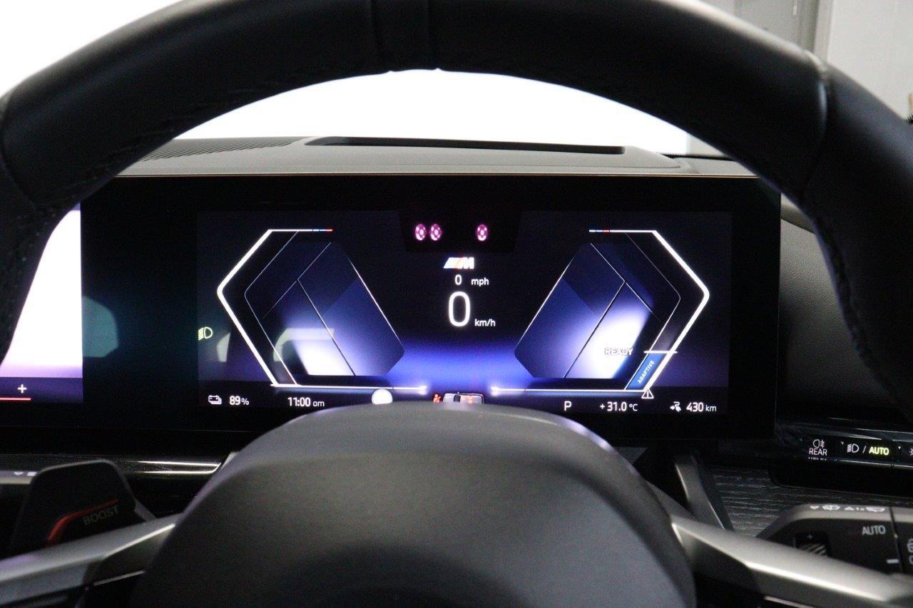 BMW i5 eDrive40 M Sport RHD