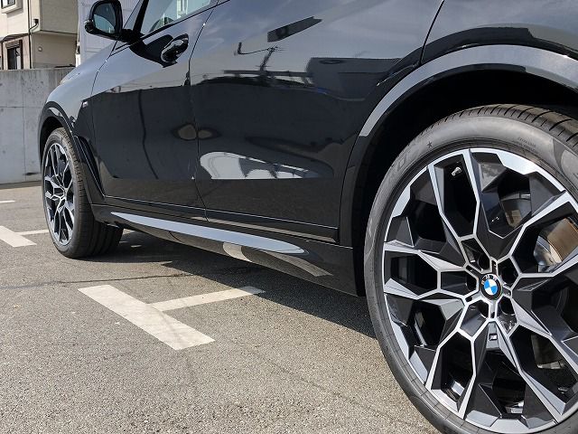 X7 xDrive40d RHD US