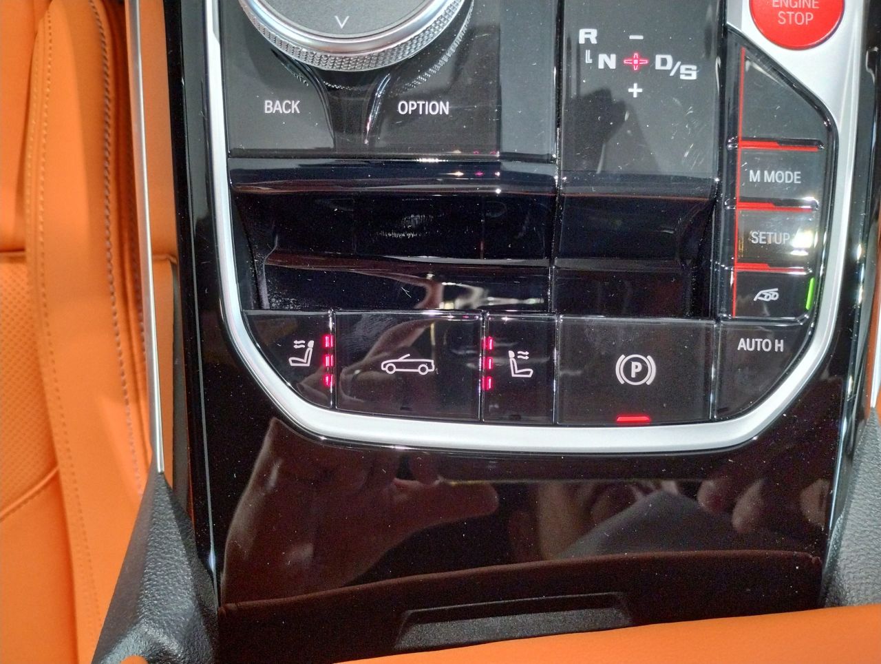 G83 M4 Competition M xDrive Competition RHD