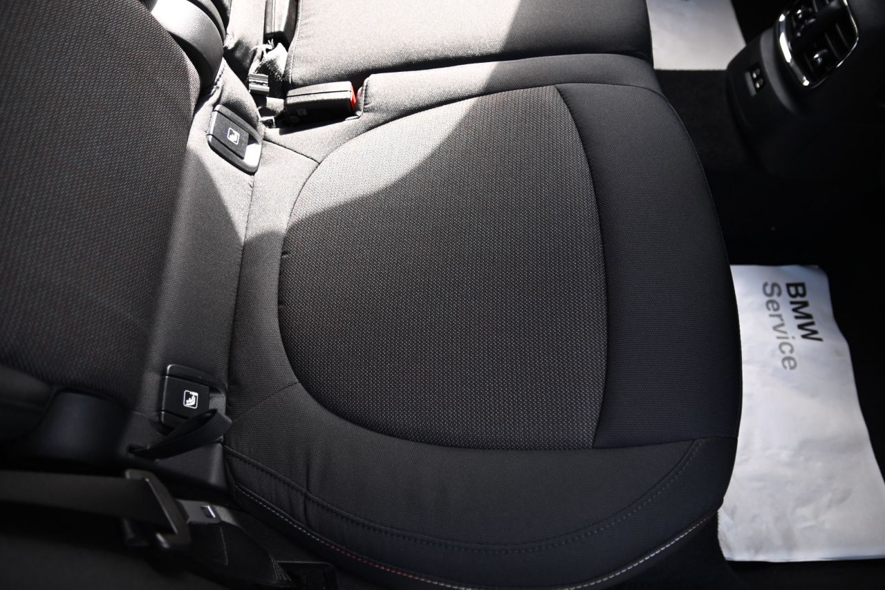 MINI CROSSOVER COOPER D