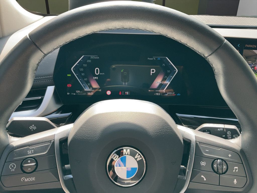 BMW 216