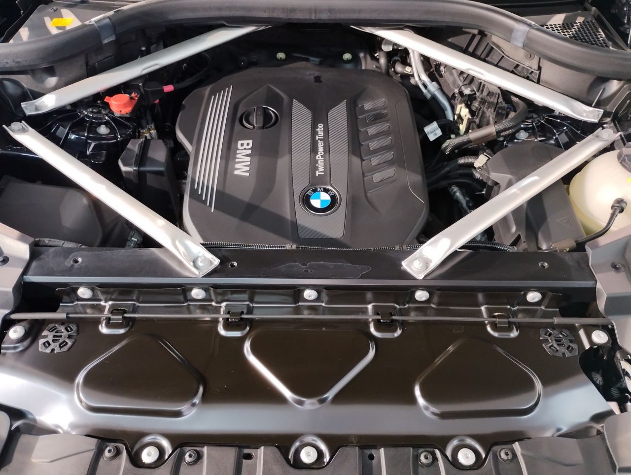 X* xDrive30d RHD