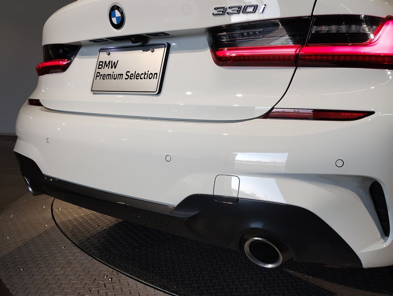 G20 330i Saloon RHD MX