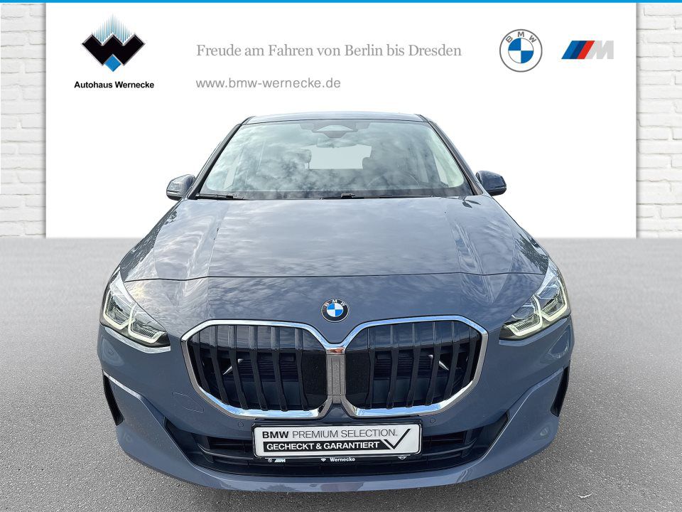 BMW 218