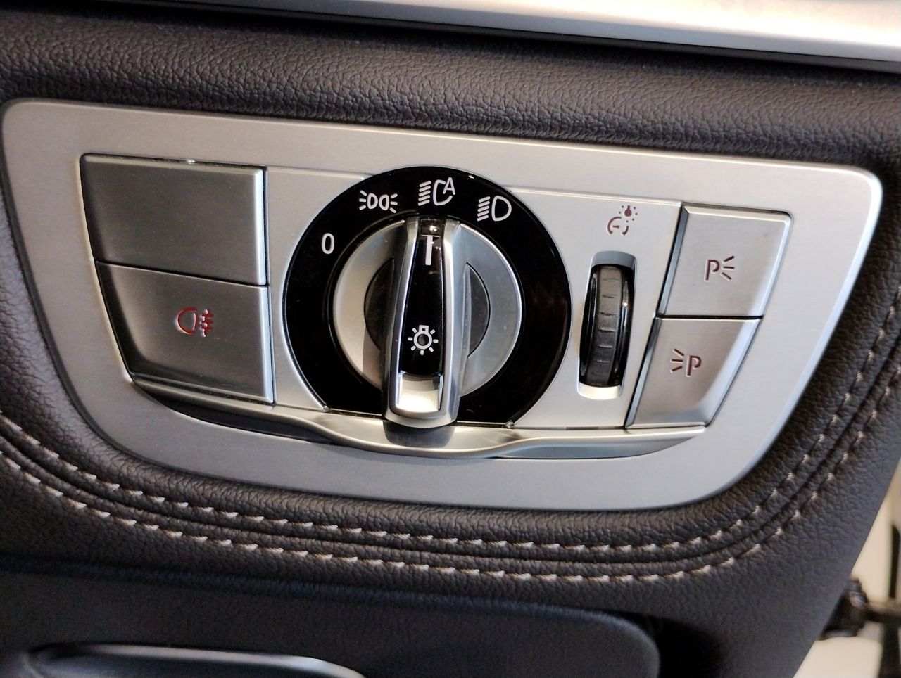 G12 740Li Saloon LCI
