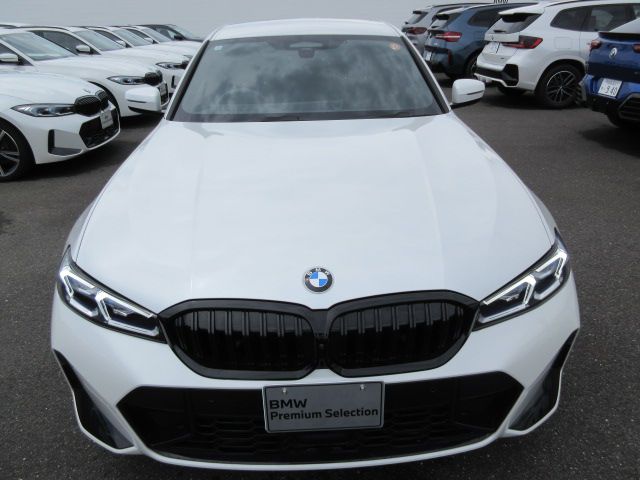 320d xDrive Berline RHD