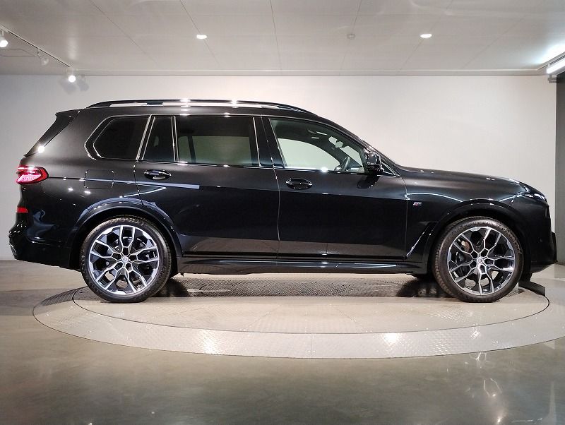 X7 xDrive40d RHD US