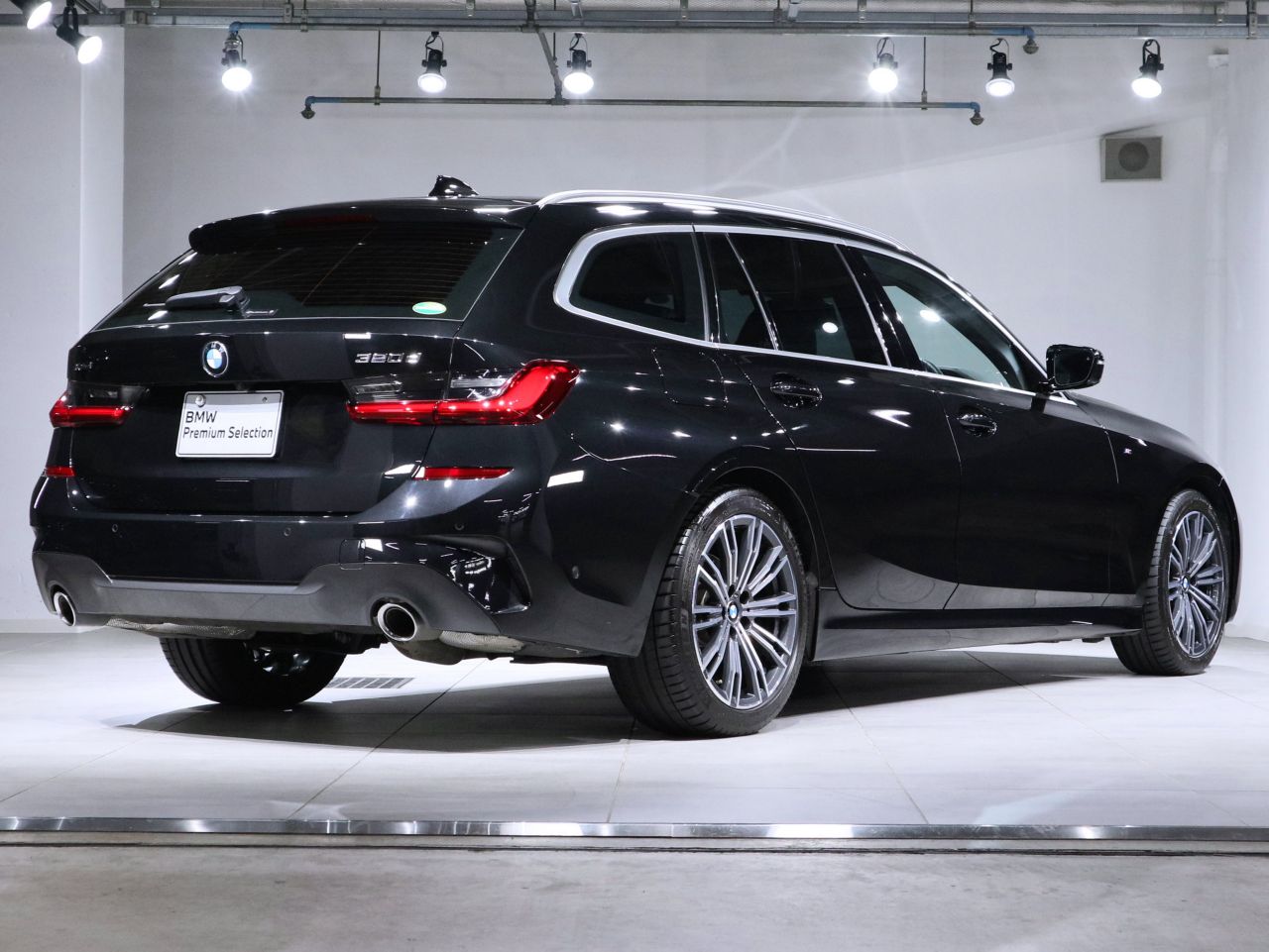 G21 320d xDrive Touring RHD